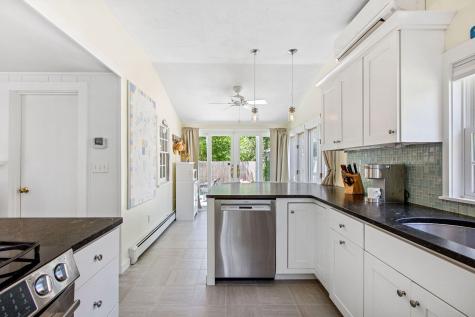31 Chase Street Dennis MA 02639