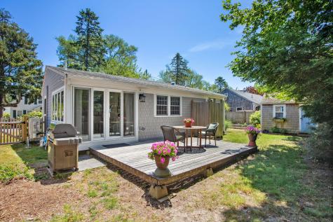31 Chase Street Dennis MA 02639