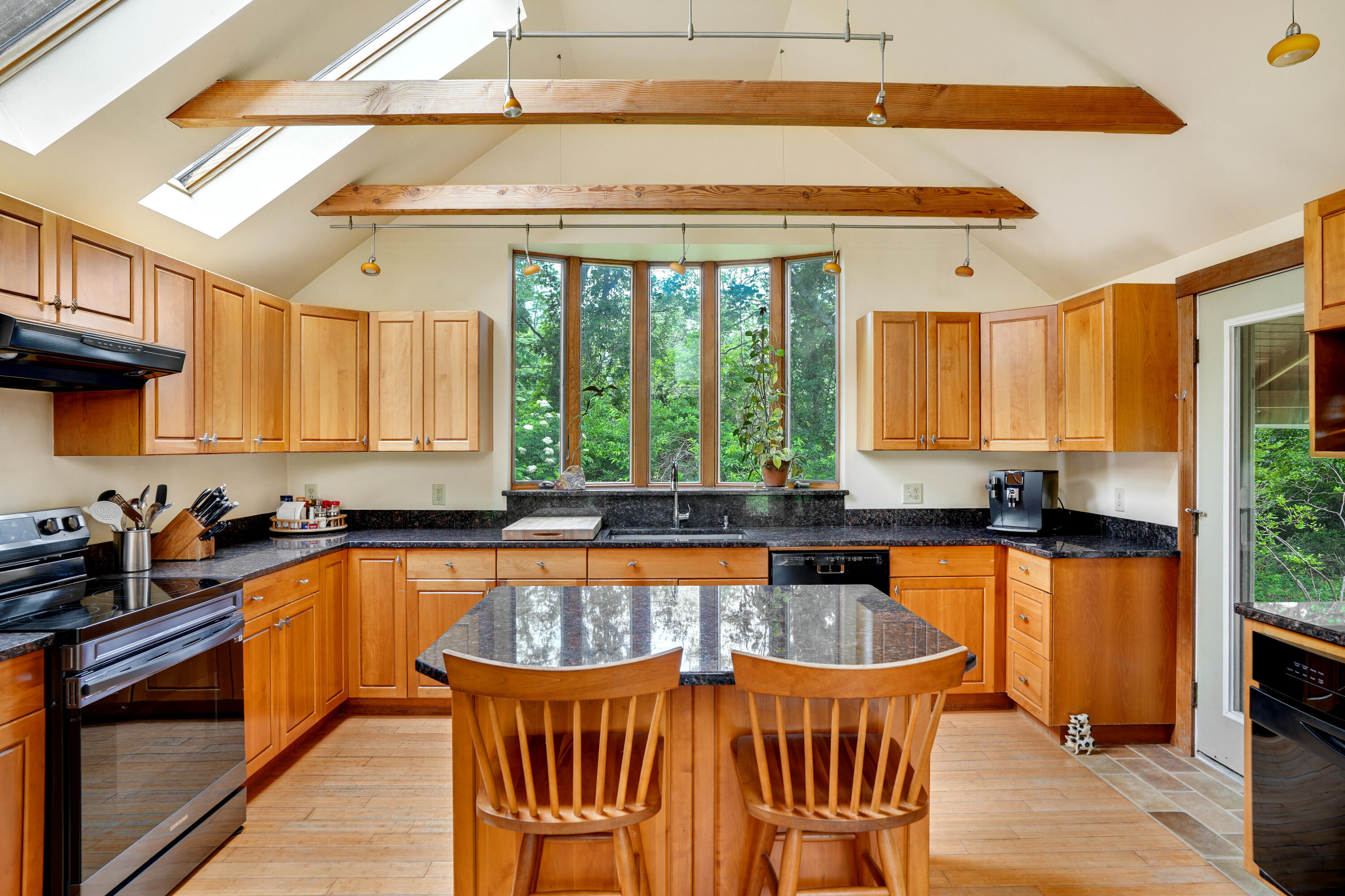 174 Middle Road Chilmark MA 02535