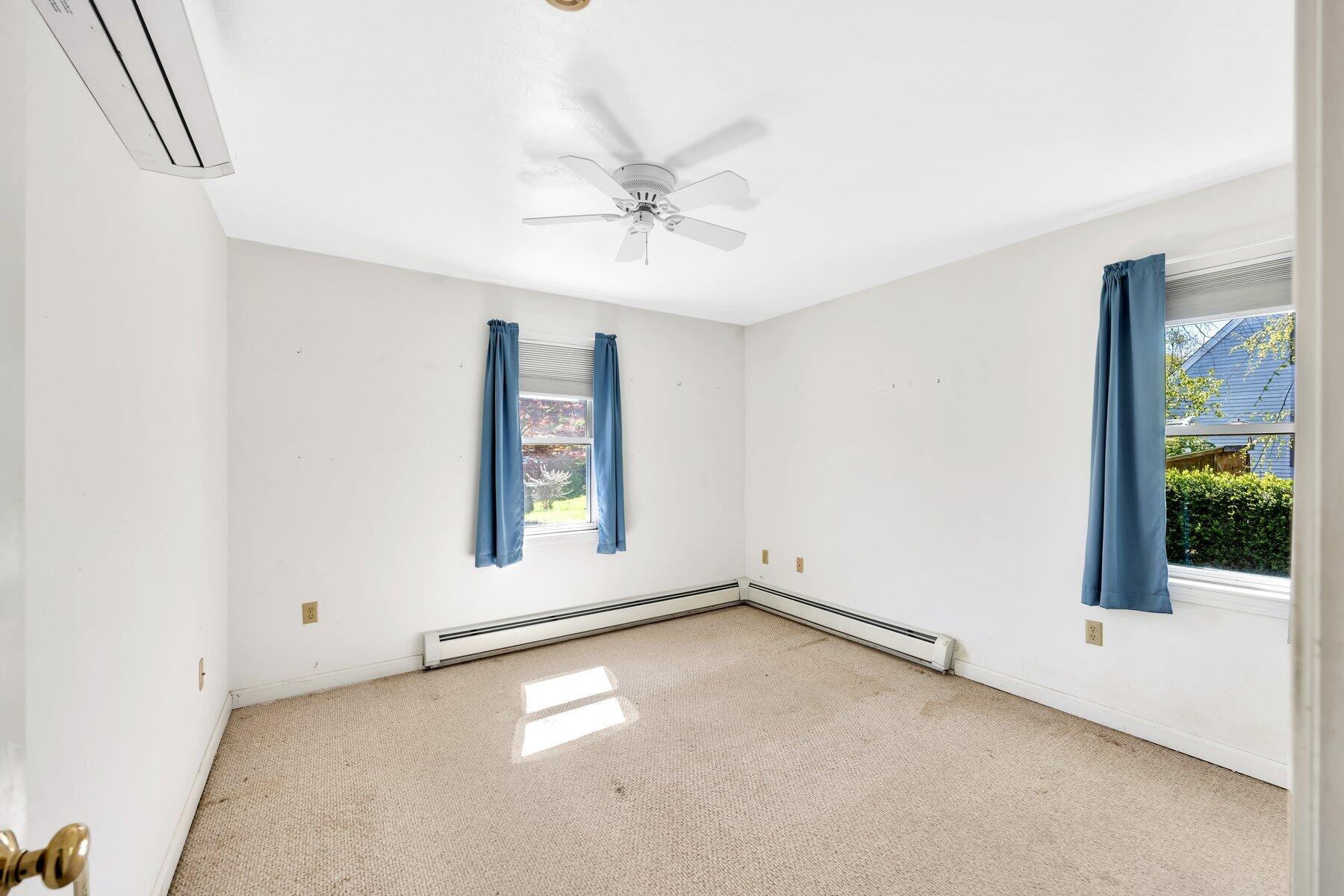 33 Thatchers Lane Falmouth MA 02536