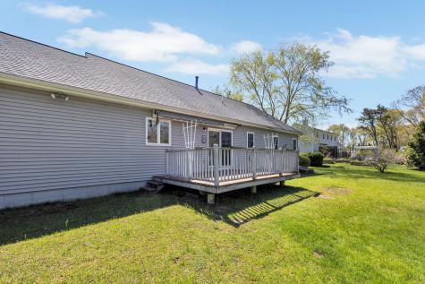 33 Thatchers Lane Falmouth MA 02536