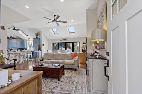 6 Scottsdale Road Barnstable MA 02632