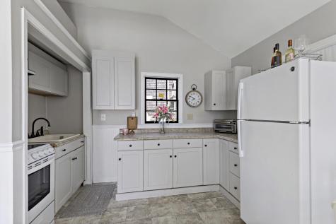 6 Scottsdale Road Barnstable MA 02632