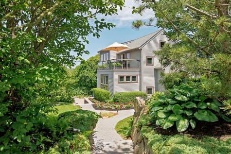 20 Bayberry Avenue MA 02657
