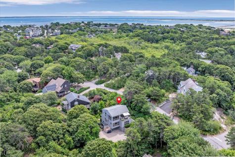 20 Bayberry Avenue MA 02657