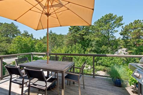 20 Bayberry Avenue MA 02657
