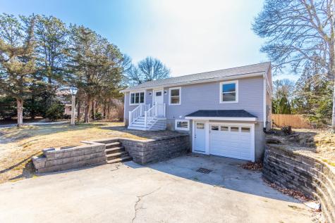 24 Weatherglass Lane Falmouth MA 02536