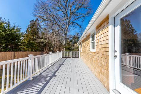 24 Weatherglass Lane Falmouth MA 02536