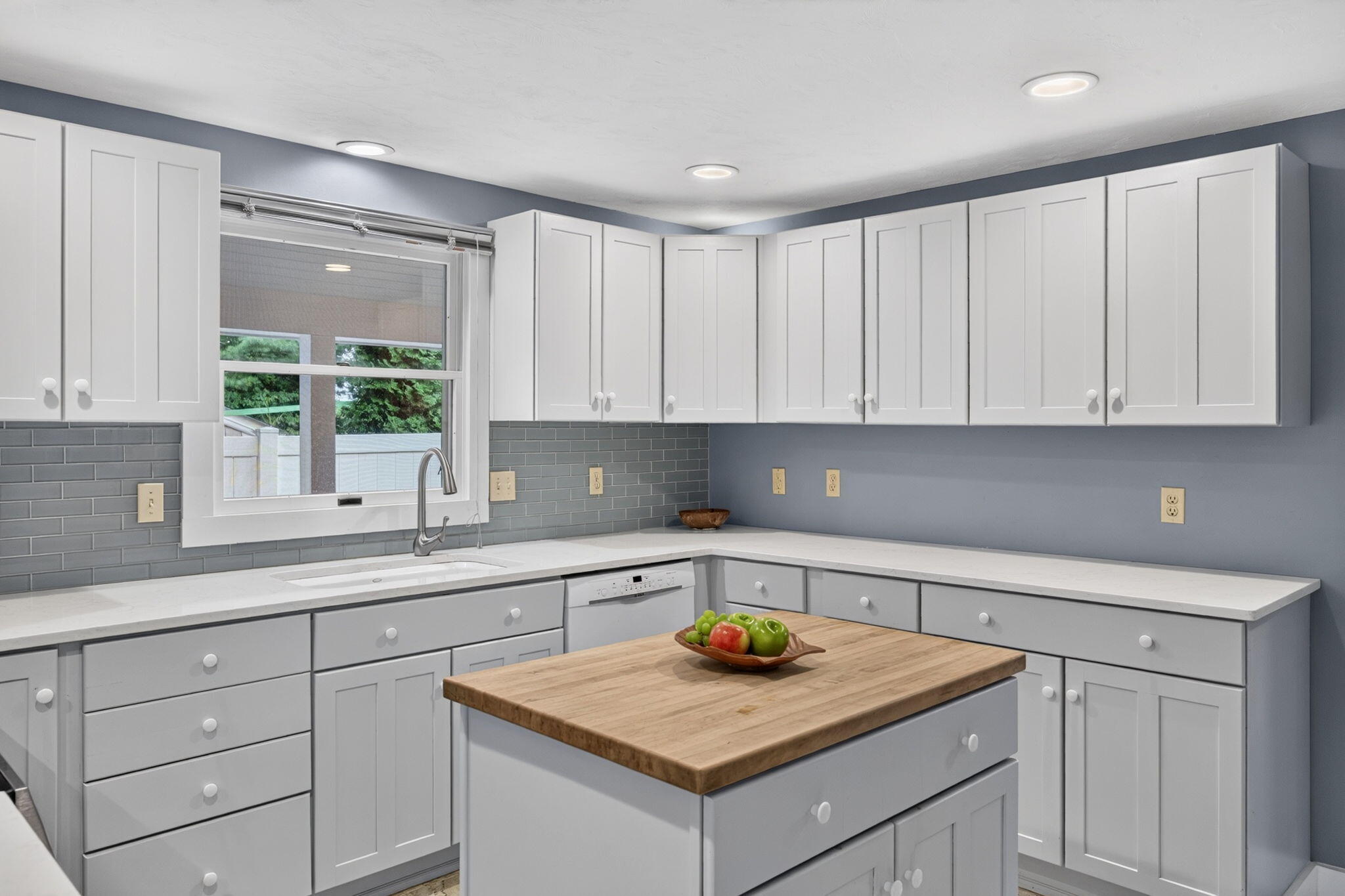 34 Dexter Avenue Sandwich MA 02563