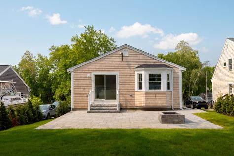 33 Dexter Avenue Sandwich MA 02563