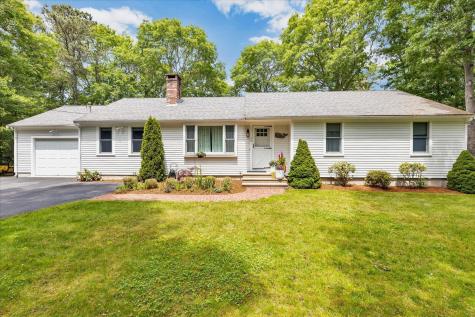 48 Bridgets Path Barnstable MA 02632