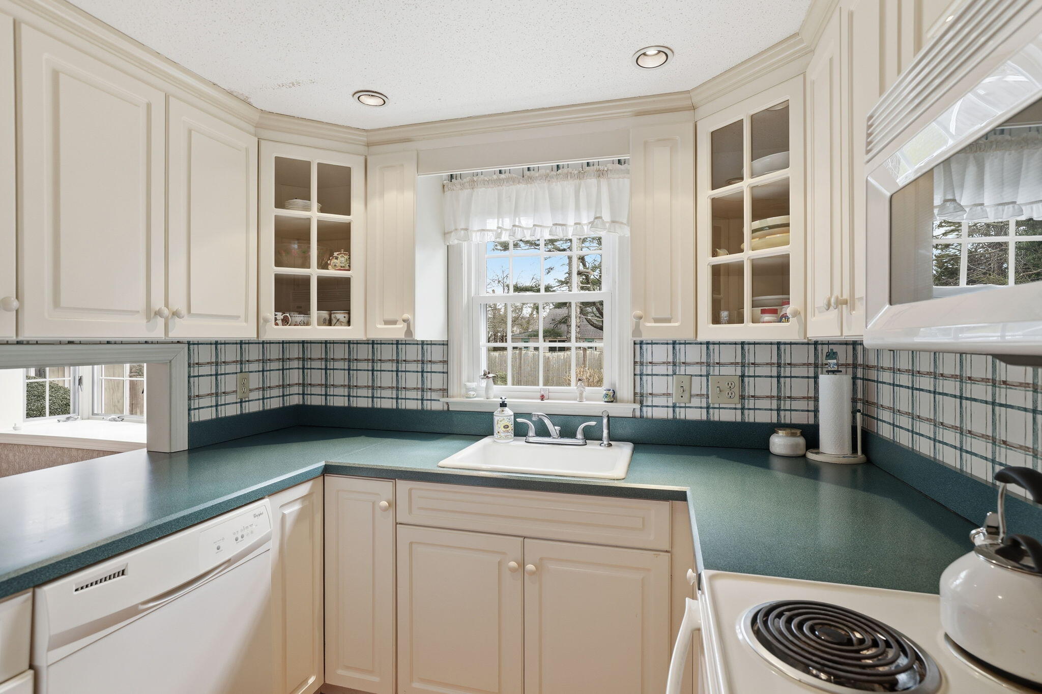 13 Robert Lane West Harwich MA 02671