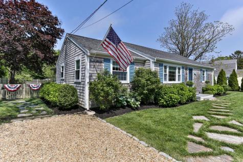 15 Glen Road Barnstable MA 02601