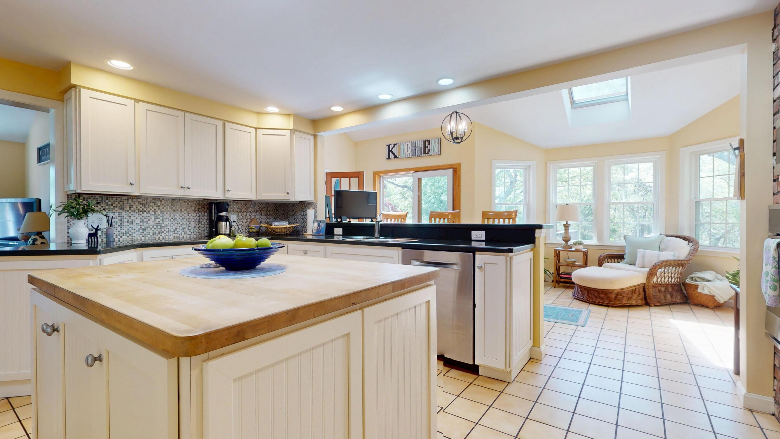 14 Willie Nick Way Dennis MA 02638