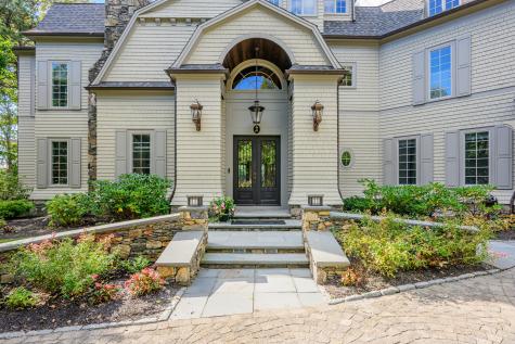 41 Shore Drive W. Mashpee MA 02649
