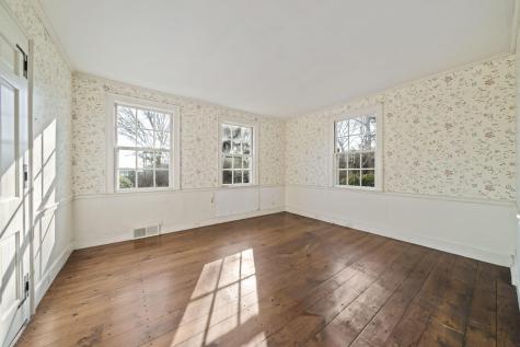 18 Winfield Lane Barnstable MA 02655