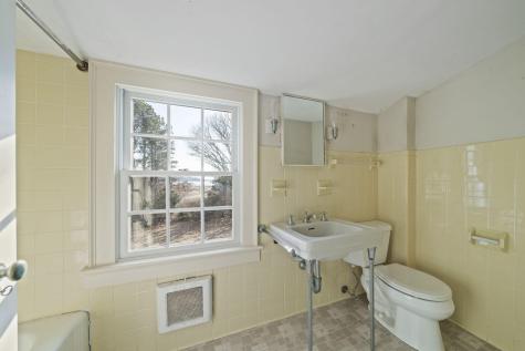 18 Winfield Lane Barnstable MA 02655