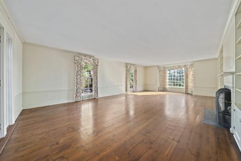 18 Winfield Lane Barnstable MA 02655