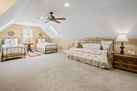 17 Labrador Lane Brewster MA 02631