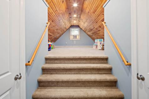 17 Labrador Lane Brewster MA 02631