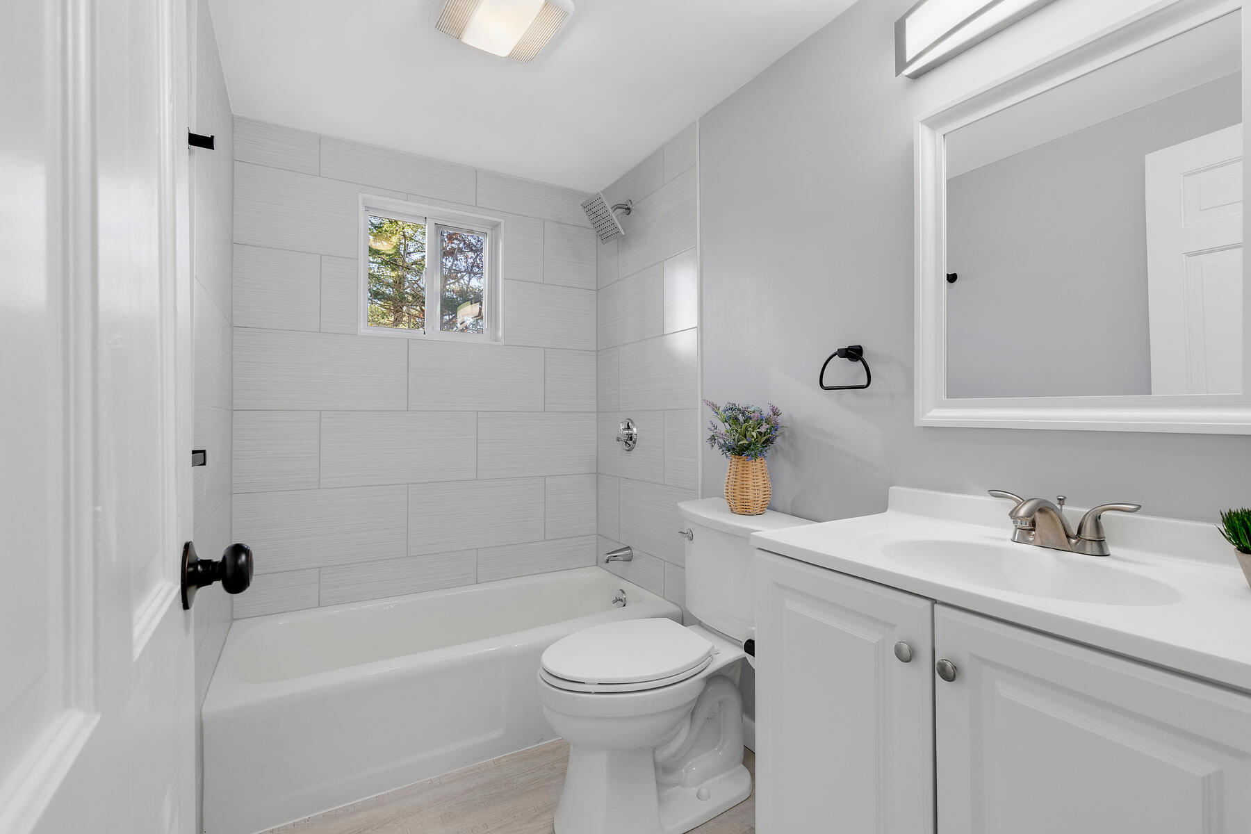 17 Fresh Pond Circle Plymouth MA 02360