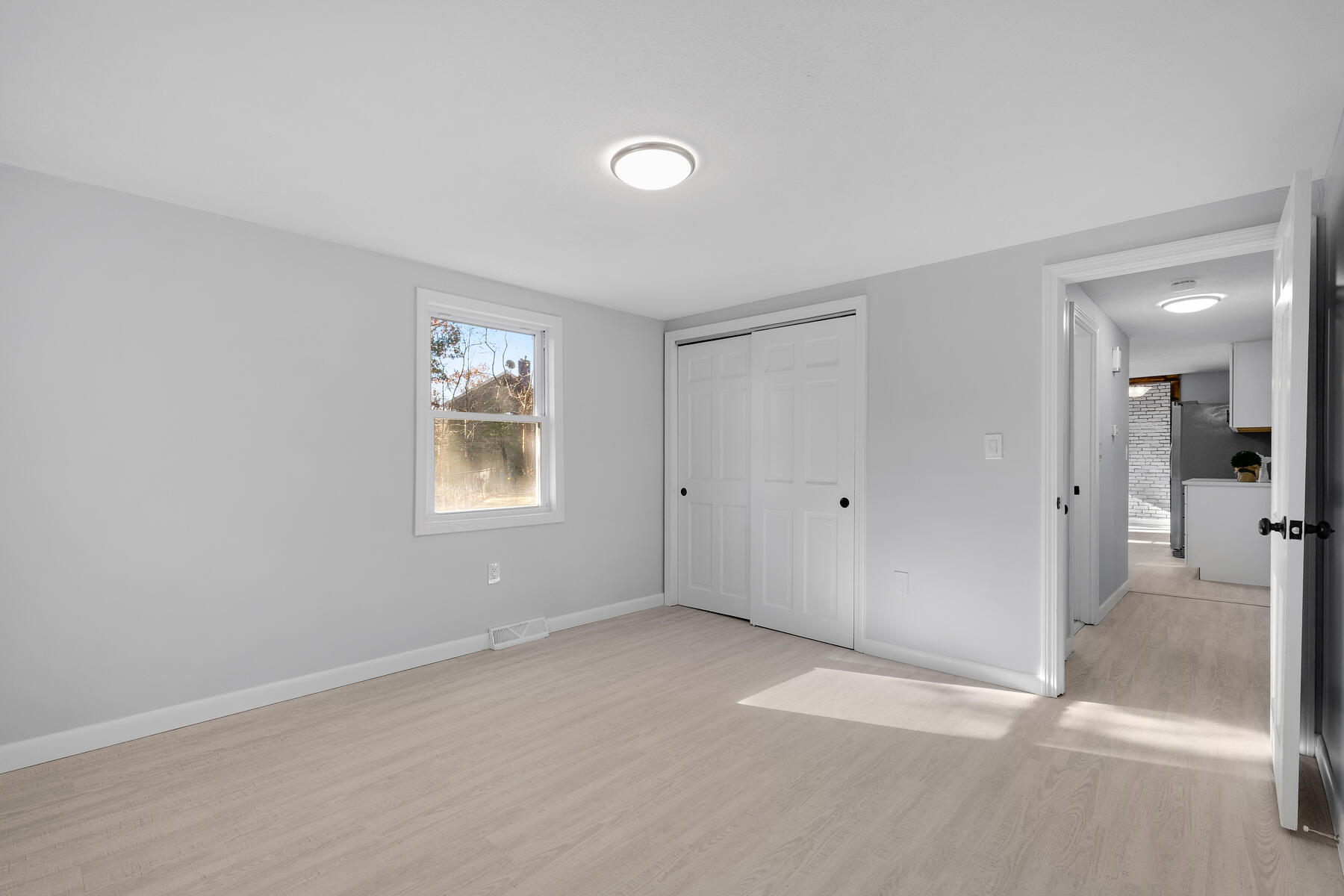 17 Fresh Pond Circle Plymouth MA 02360