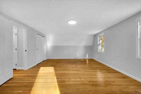 17 Fresh Pond Circle Plymouth MA 02360