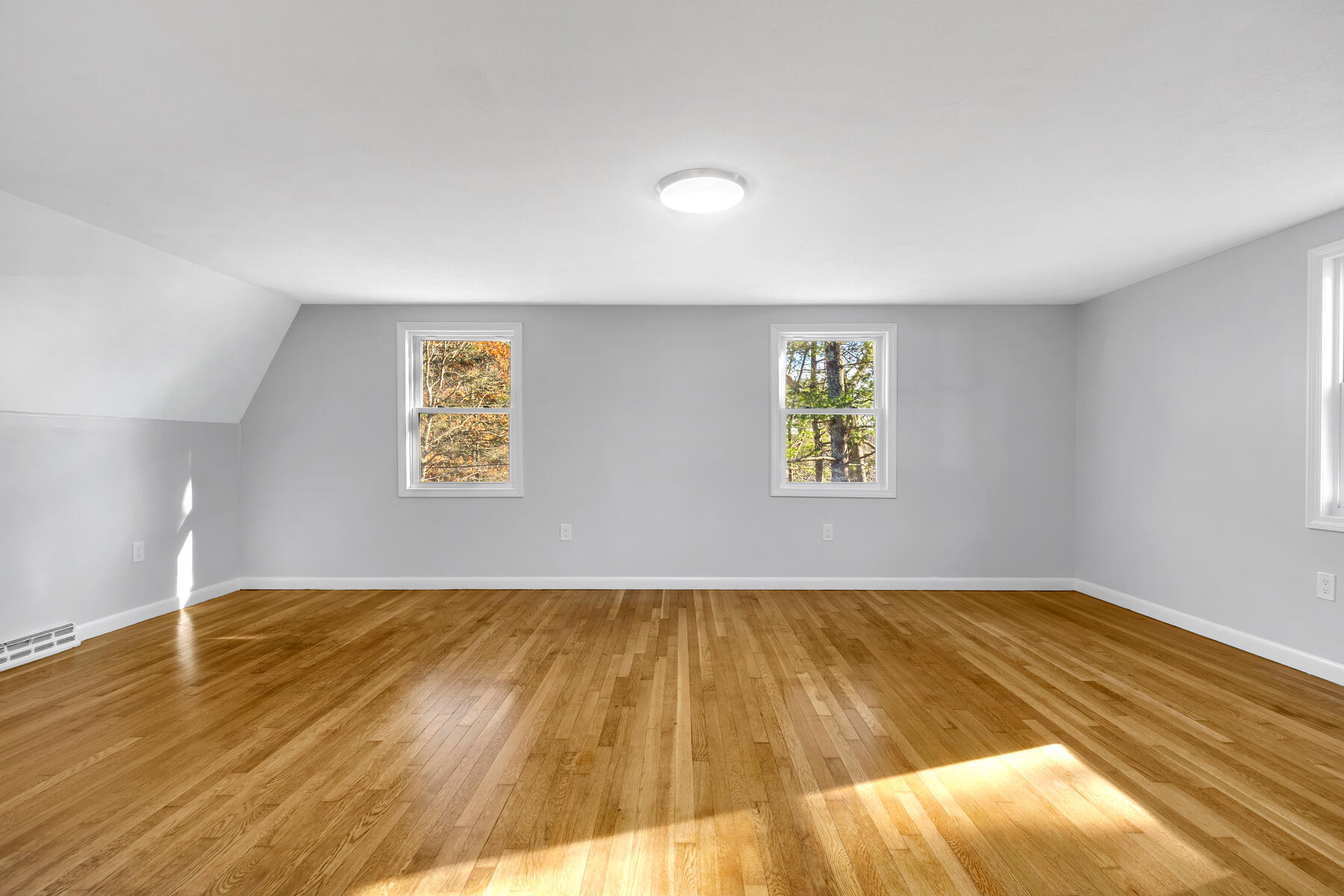 17 Fresh Pond Circle Plymouth MA 02360