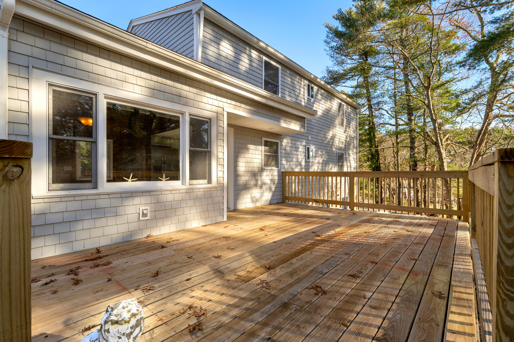17 Fresh Pond Circle Plymouth MA 02360