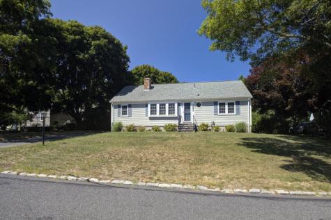 28 Cyprus Road South Dennis MA 02660