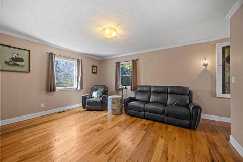32 Everett Road Bourne MA 02532