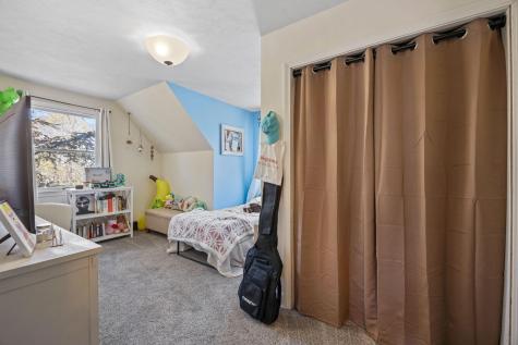 32 Everett Road Bourne MA 02532