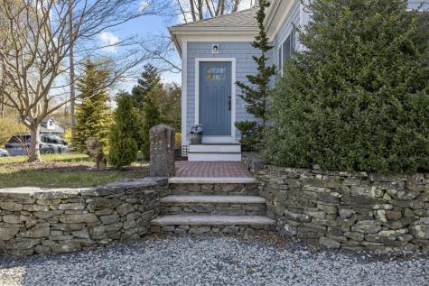 32 Everett Road Bourne MA 02532
