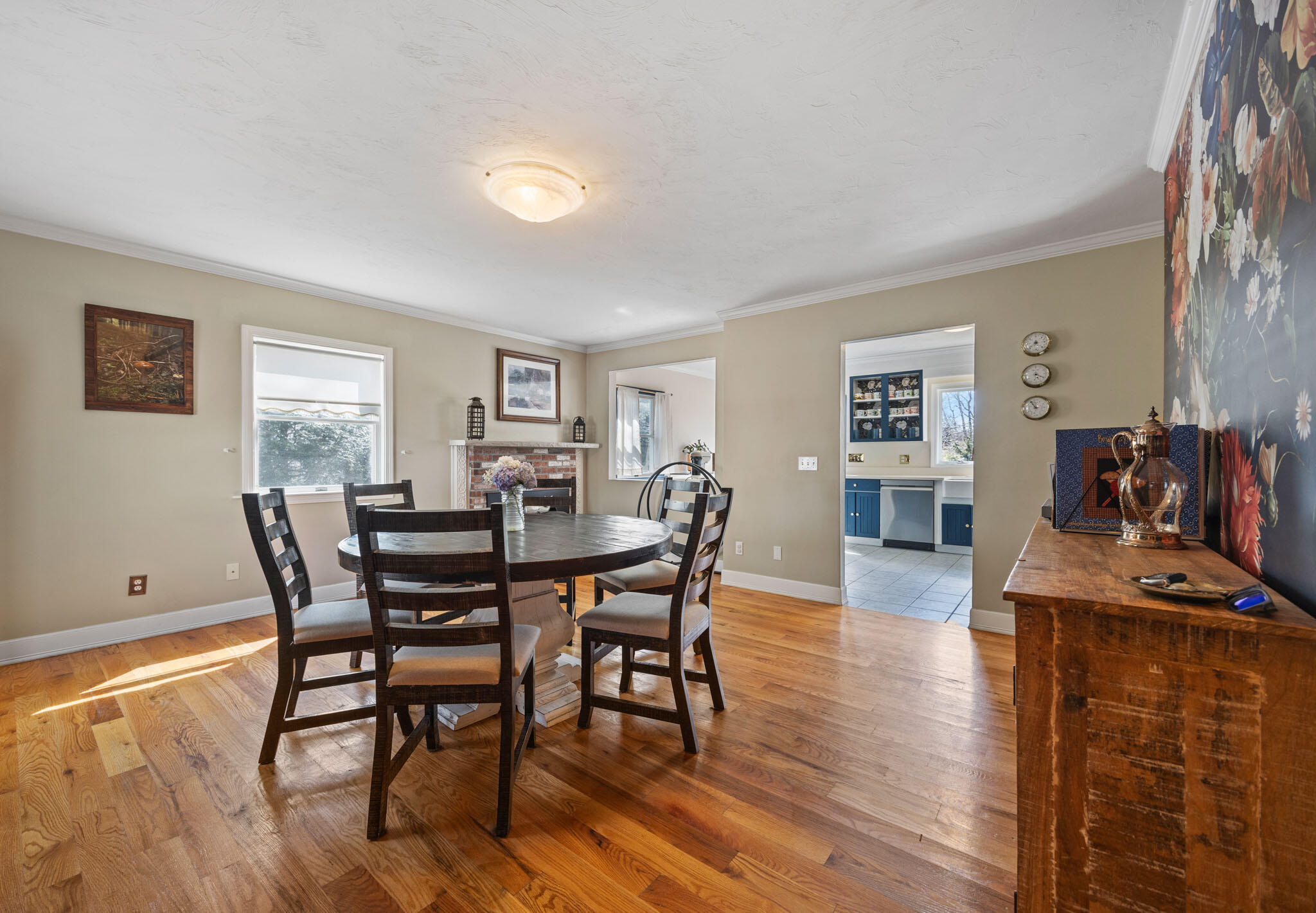 32 Everett Road Bourne MA 02532