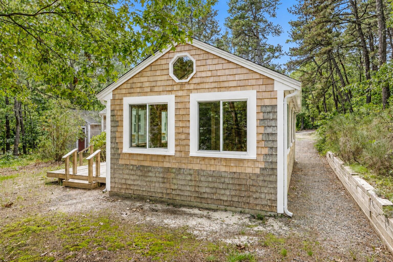 10 Bartlett Road Wellfleet MA 02667