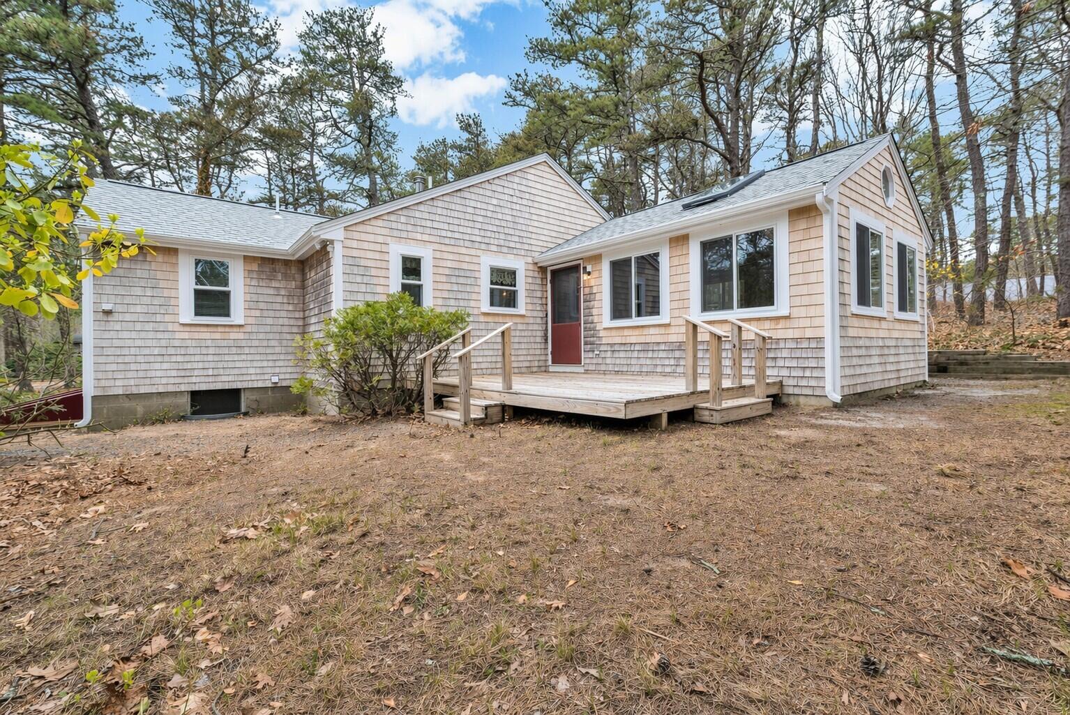 10 Bartlett Road Wellfleet MA 02667