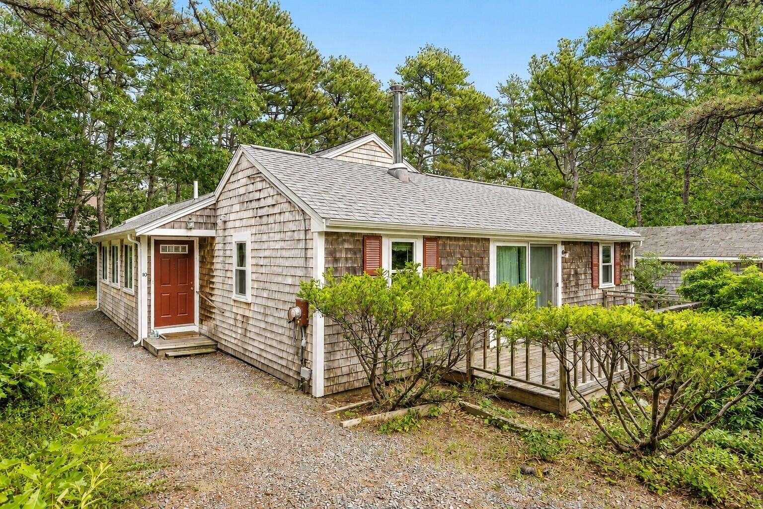 10 Bartlett Road Wellfleet MA 02667