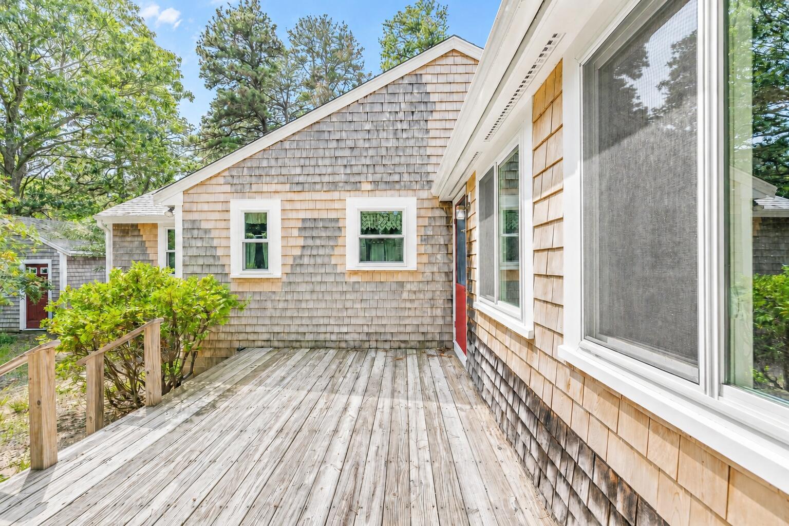 10 Bartlett Road Wellfleet MA 02667