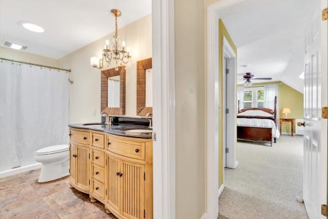 17 Greenway Circle Sandwich MA 02563