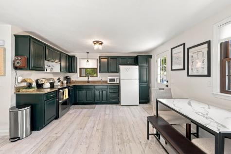 12 Avalon Drive Teaticket MA 02536