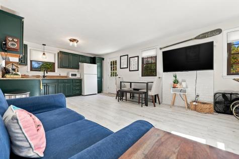 12 Avalon Drive Teaticket MA 02536