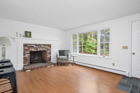 9 Taragon Circle Barnstable MA 02635
