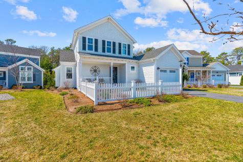 24 Cobblestone Circle Mashpee MA 02649