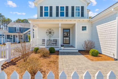 24 Cobblestone Circle Mashpee MA 02649