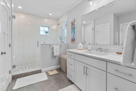 24 Cobblestone Circle Mashpee MA 02649