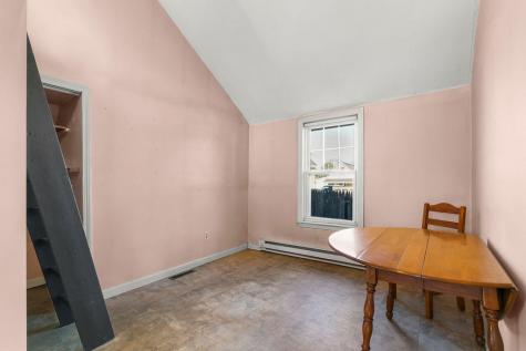 38 East Central Avenue Wareham MA 02558