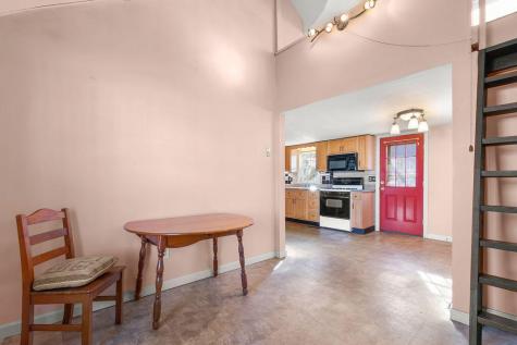 38 East Central Avenue Wareham MA 02558