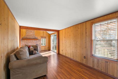 38 East Central Avenue Wareham MA 02558