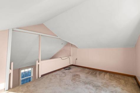 38 East Central Avenue Wareham MA 02558