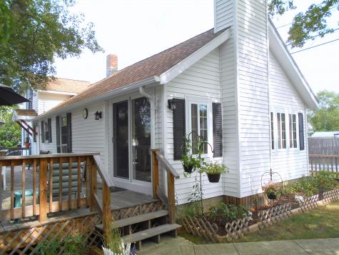 38 East Central Avenue Wareham MA 02558